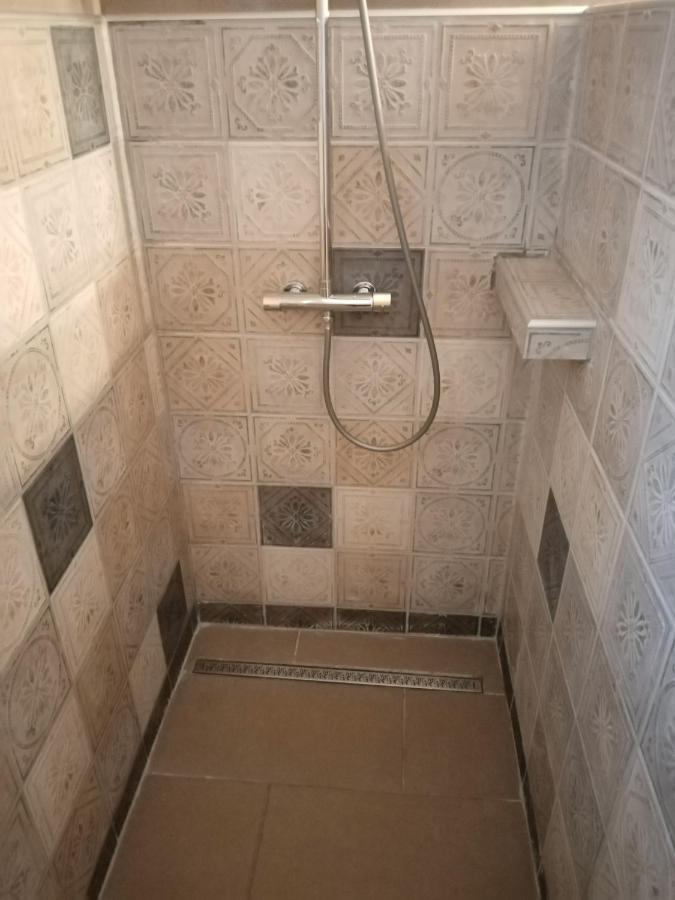 Au Coeur Du Luberon Hotel Cavaillon Kültér fotó