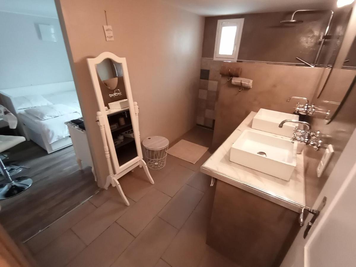 Au Coeur Du Luberon Hotel Cavaillon Kültér fotó